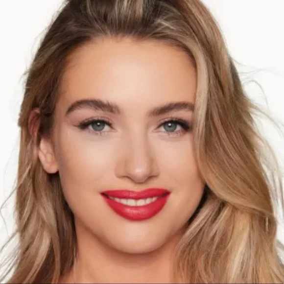 NIB✅C.Tilbury Hot Emily - Picture 5 of 11